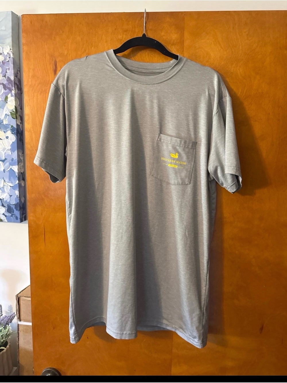 Southern Marsh Men's Short Sleeve Pocket T-Shirt in Light Gray